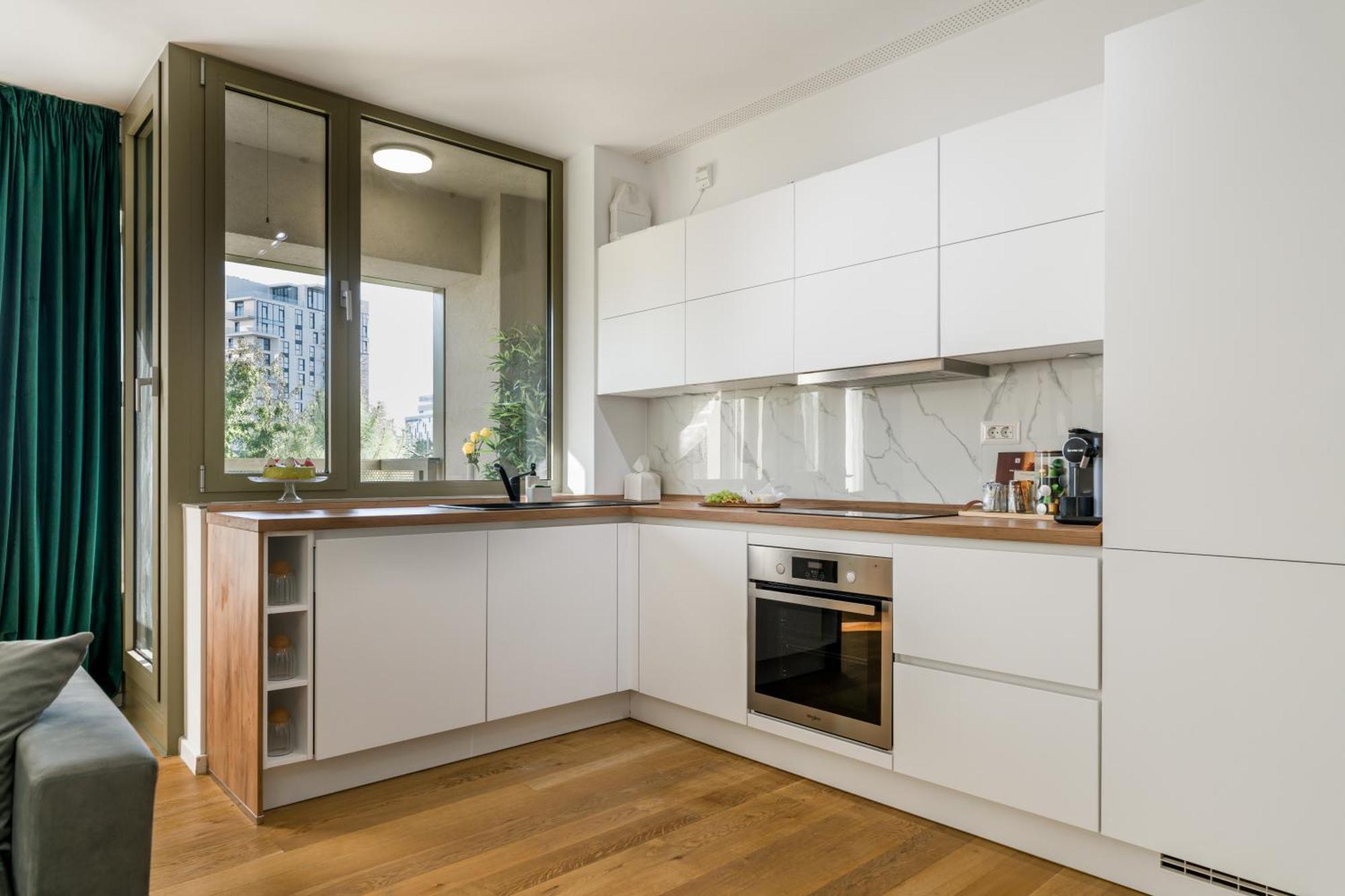 Apartament Mido With Private Parking & Self-check-in *